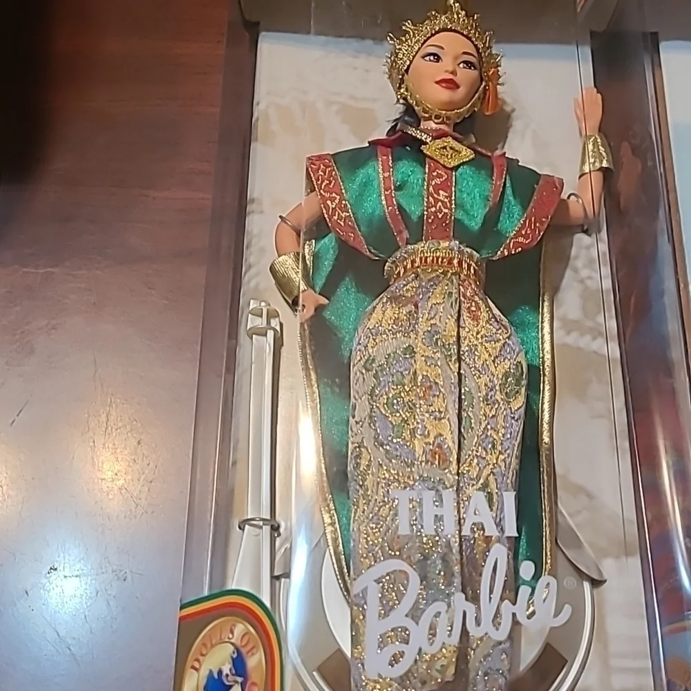 Barbie THAI Barbie NWT Bundle